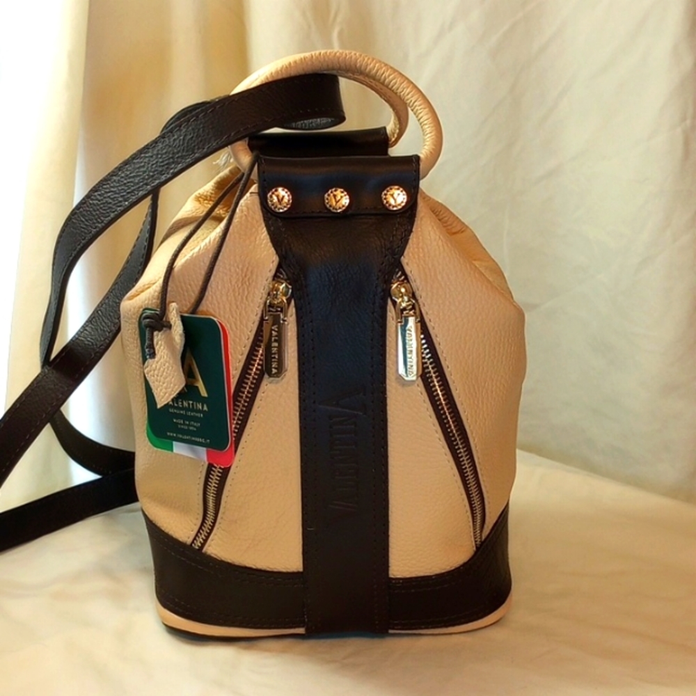 NWT Valentina Genuine Italian Leather Bucket bag/Sling Combo.